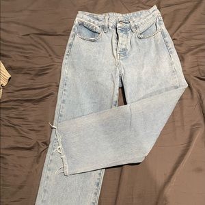 BRANDY MELVILLE BLUE DENIM SIZE SMALL